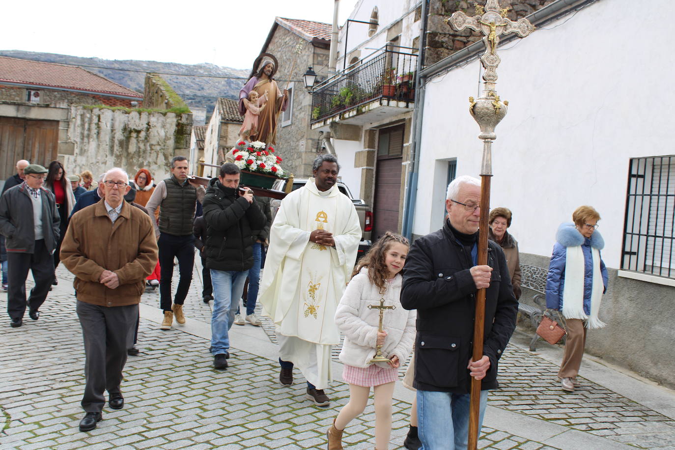 Ledrada honra a San José, patrón de su recidencia