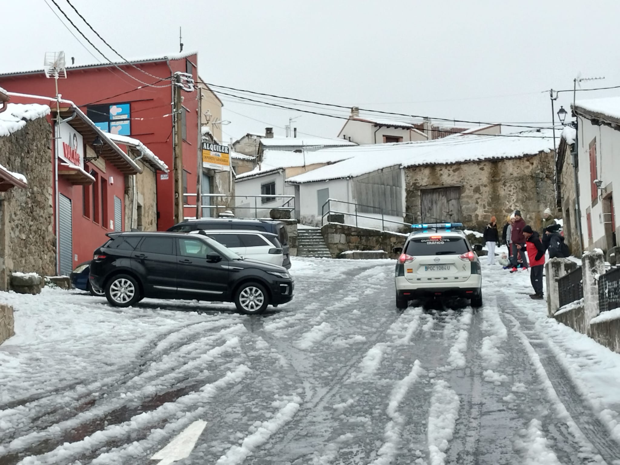 La nieve, protagonista en las carreteras de la provincia