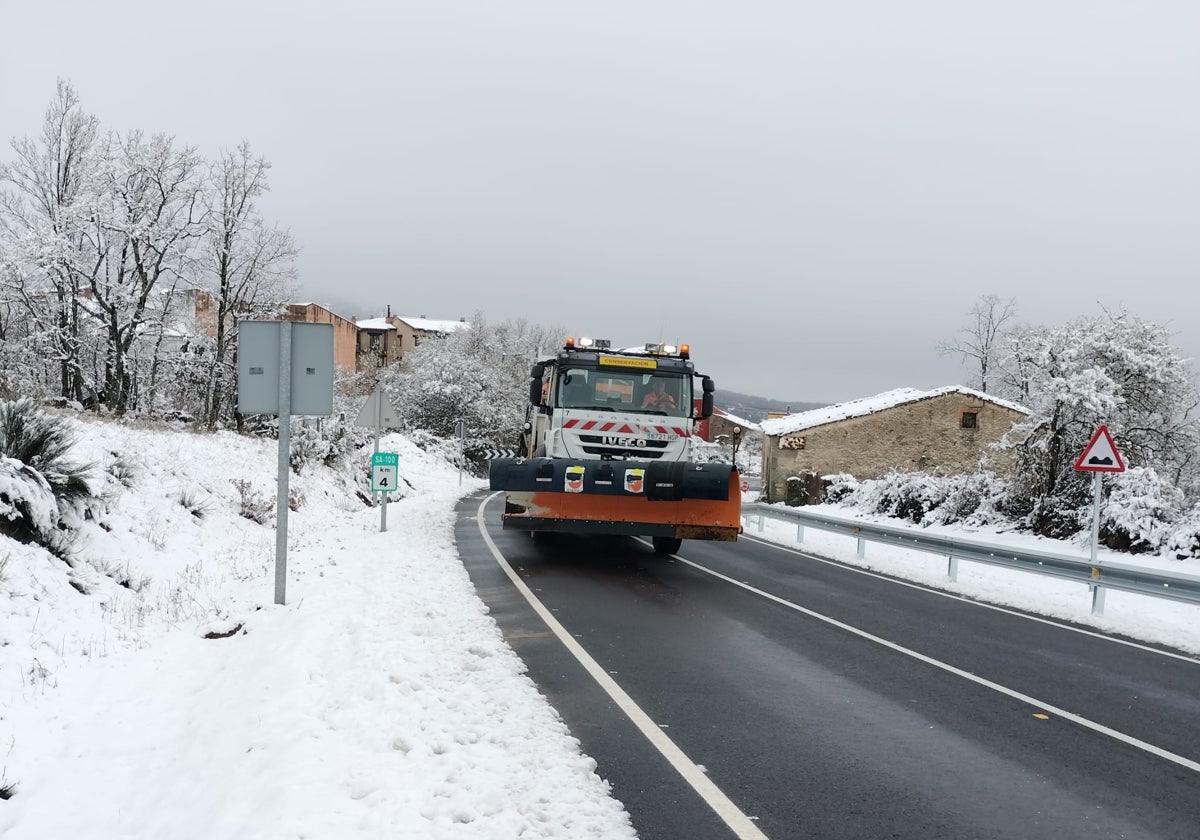 La nieve, protagonista en las carreteras de la provincia