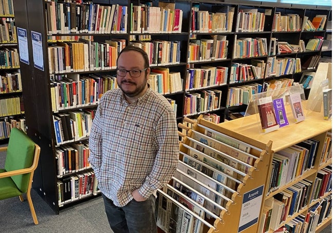 Daniel Escandell. Profesor del Departamento de Literatura Española e Hispanoamericana de la Universidad de salamanca. Director del Máster en Literatura Española e Hispanoamericana.