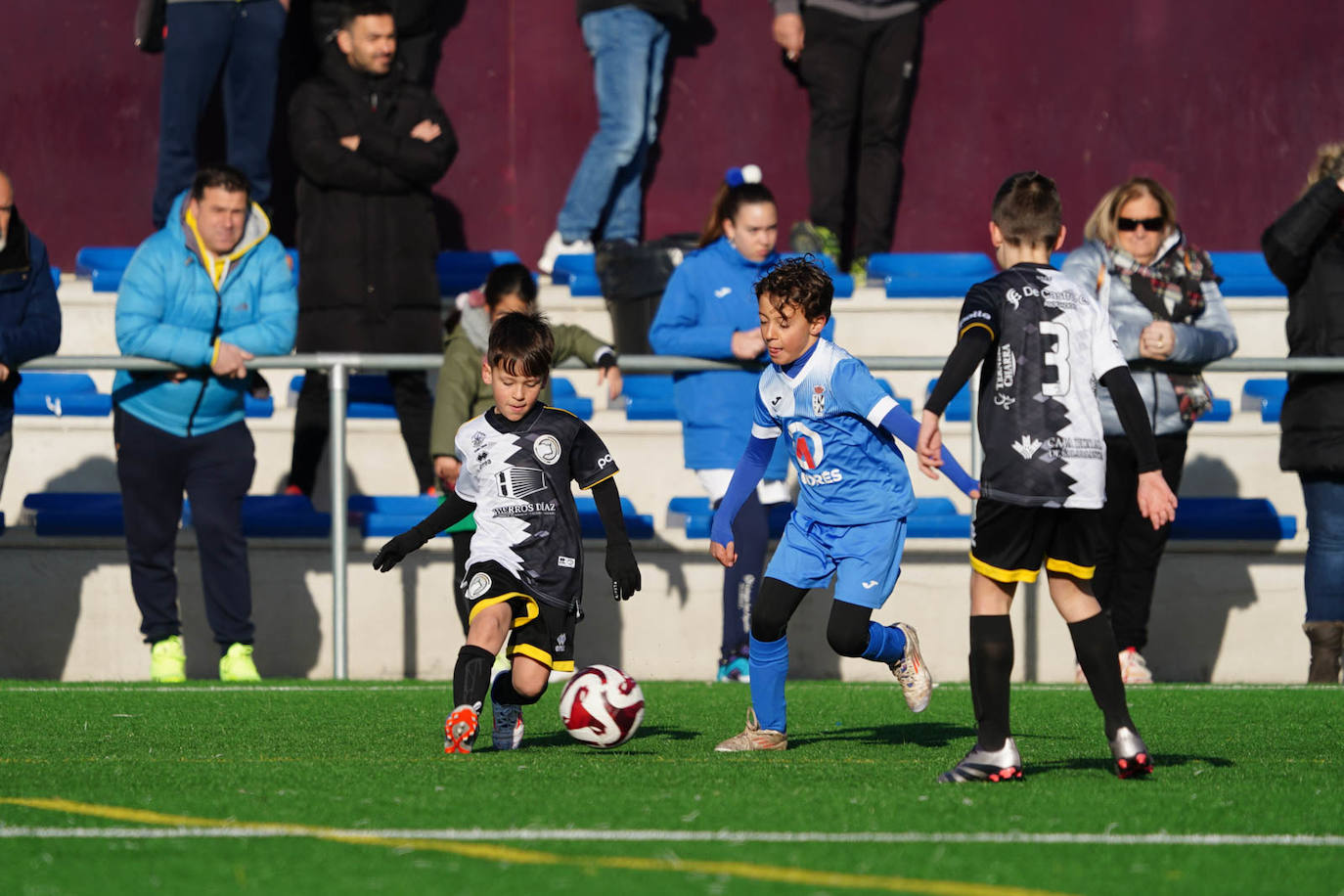 La jornada del fútbol base en Salamanca, en imágenes