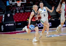 Klara Lundquist y Aina Ayusa, en la semifinal de este sábado en el Príncipe Felipe.