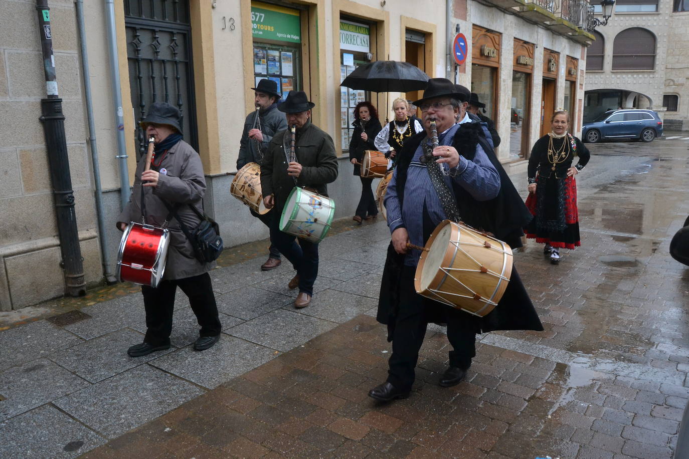 La lluvia no desluce la tradición matancera de Ciudad Rodrigo