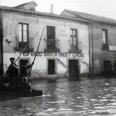 No es la Albufera ni es Venecia. Se trata de la plaza del Poniente en 1935.