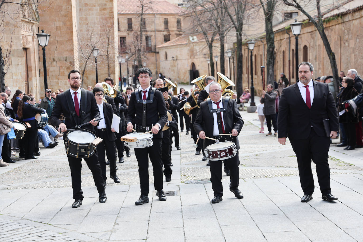 Marchas procesionales y la interpretación del Miserere en un Domingo de Pasión