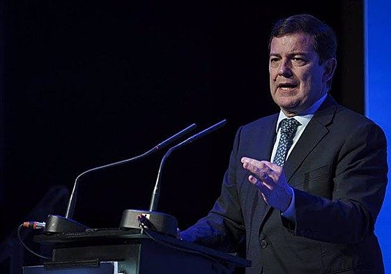 El presidente de la Junta de Castilla y León, Alfonso Fernández Mañueco, interviene durante la cuarta jornada de la V edición del foro 'Wake Up, Spain!'.