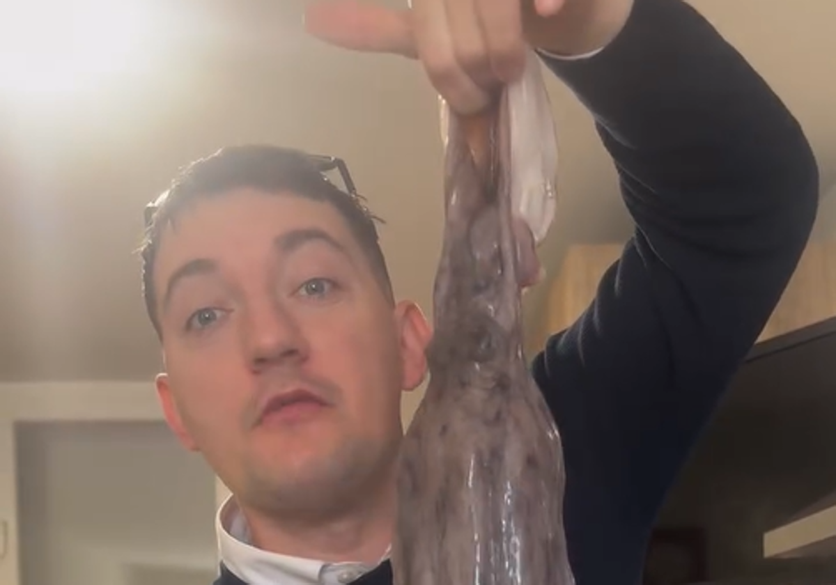 El truco infalible de un influencer zamorano para que las patas del pulpo no se peguen