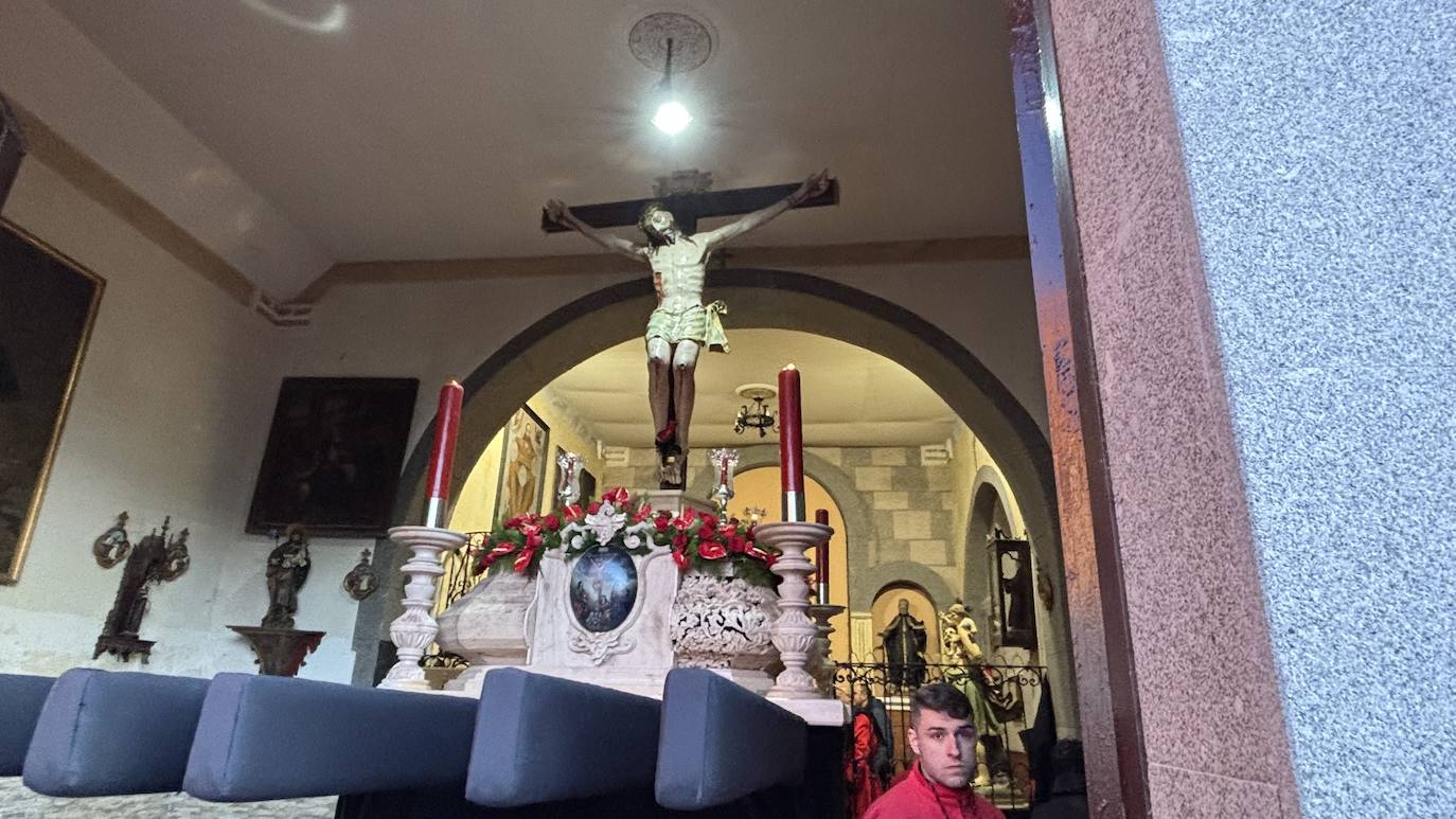 Solemne traslado del Santo Cristo del Humilladero y de Nuestra Señora de las Lágrimas en Peñaranda