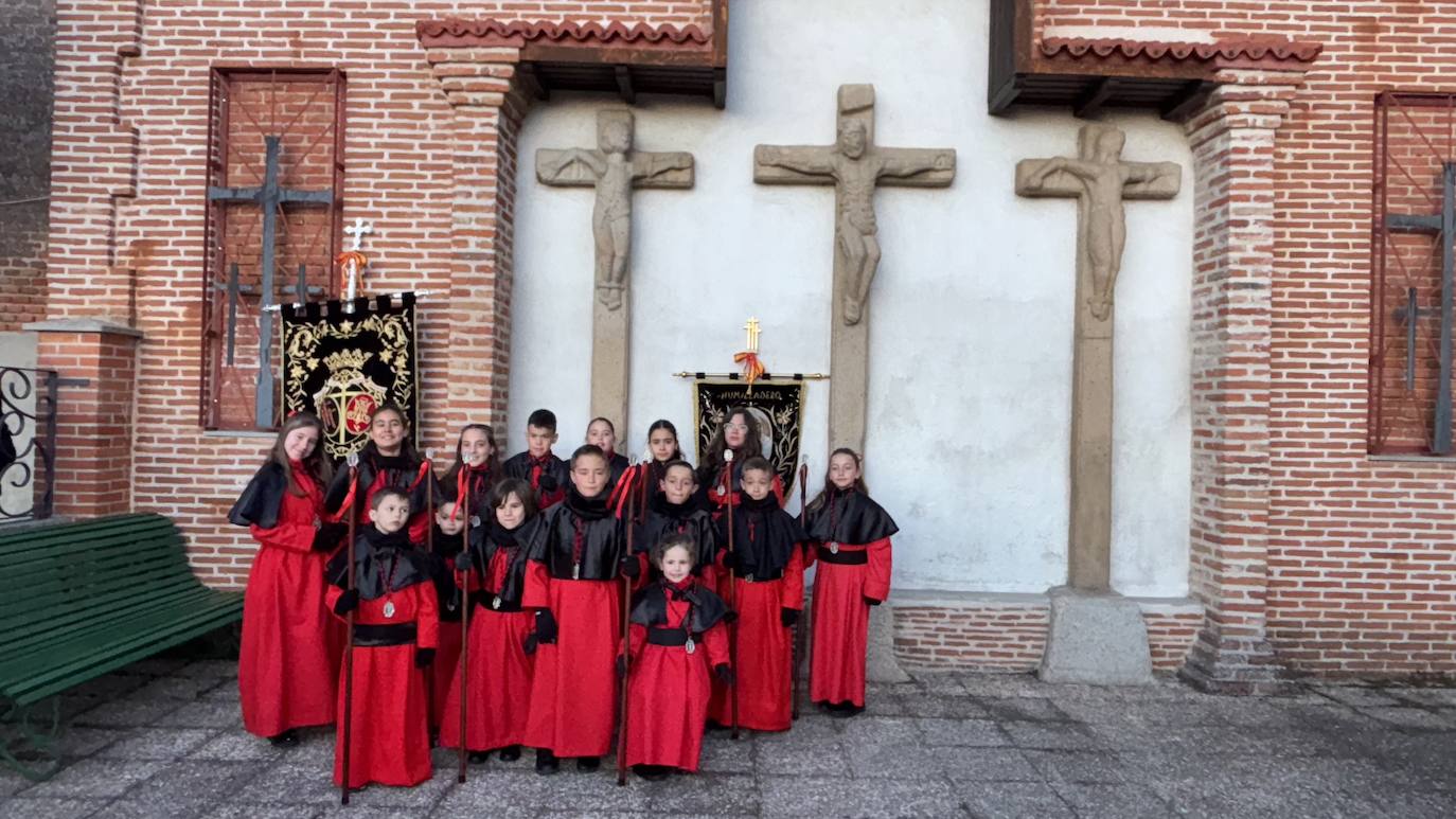 Solemne traslado del Santo Cristo del Humilladero y de Nuestra Señora de las Lágrimas en Peñaranda