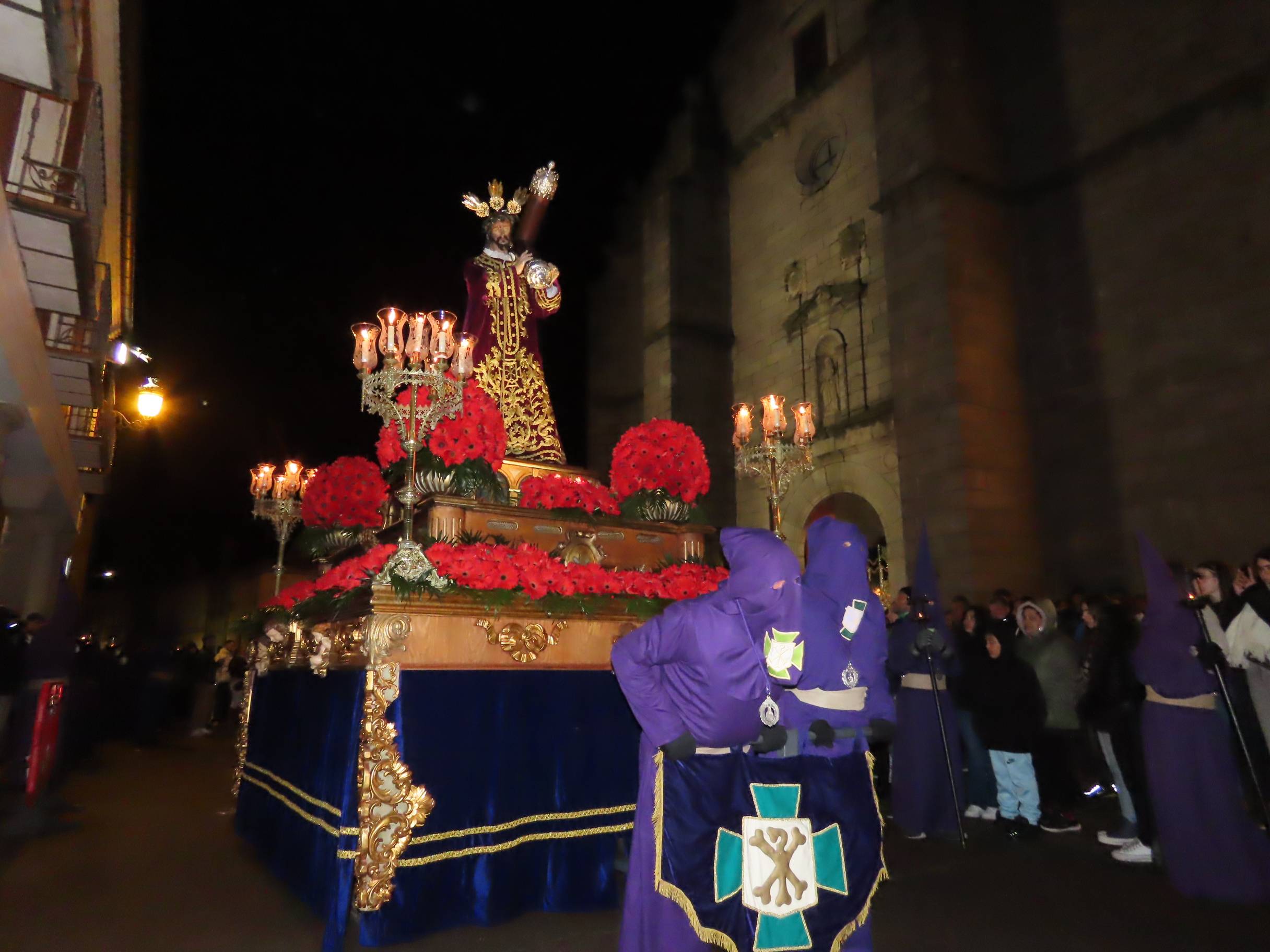 La emoción arranca aplausos en la procesión del Nazareno de Peñaranda de Bracamonte