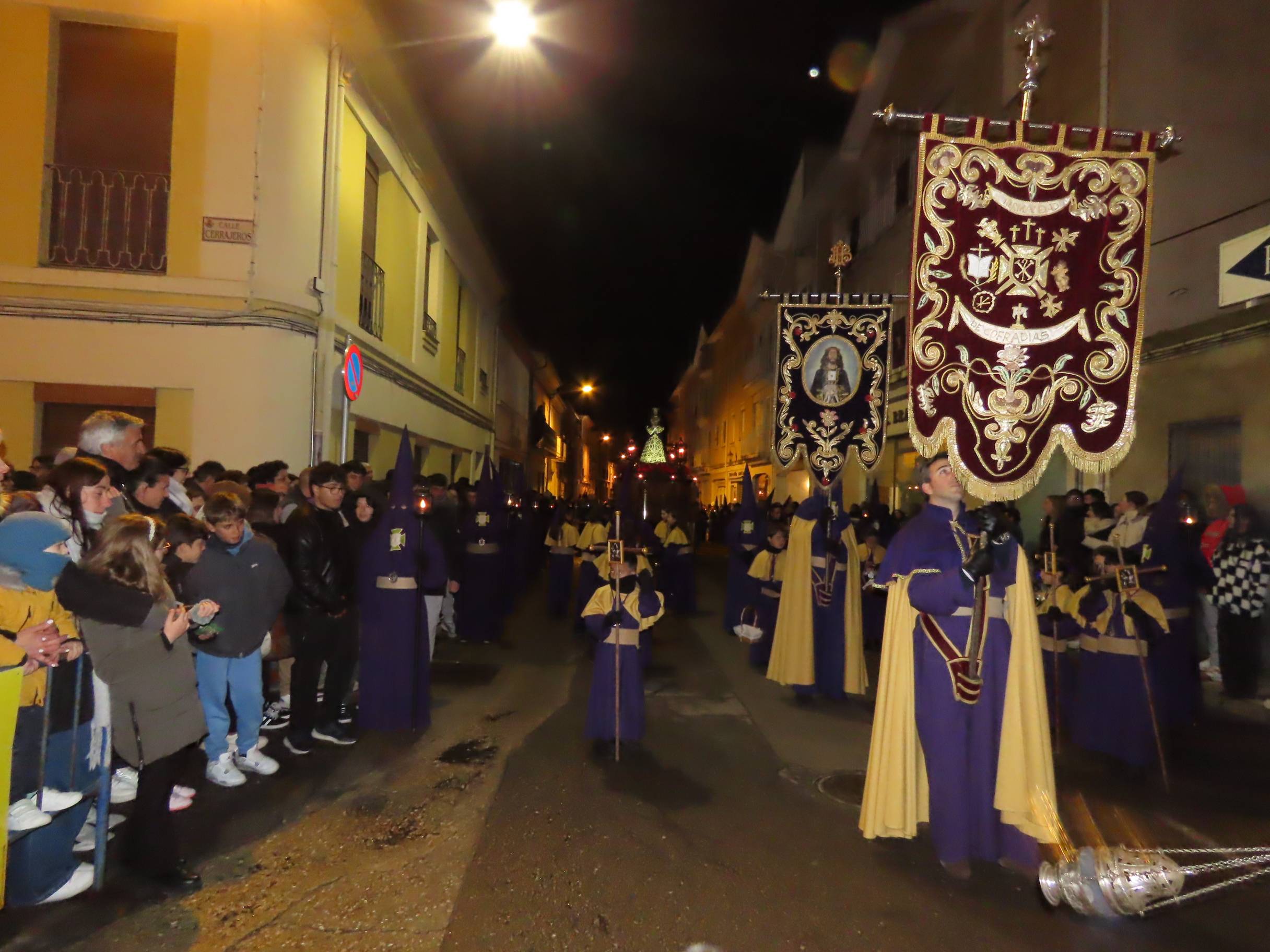La emoción arranca aplausos en la procesión del Nazareno de Peñaranda de Bracamonte