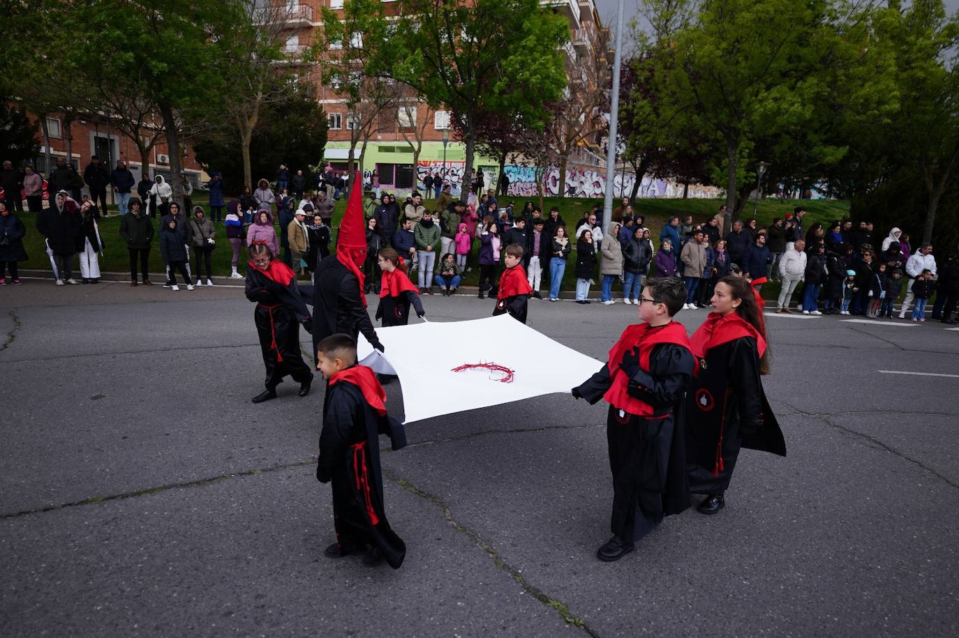 La procesión del Cristo de la Vela, en imágenes