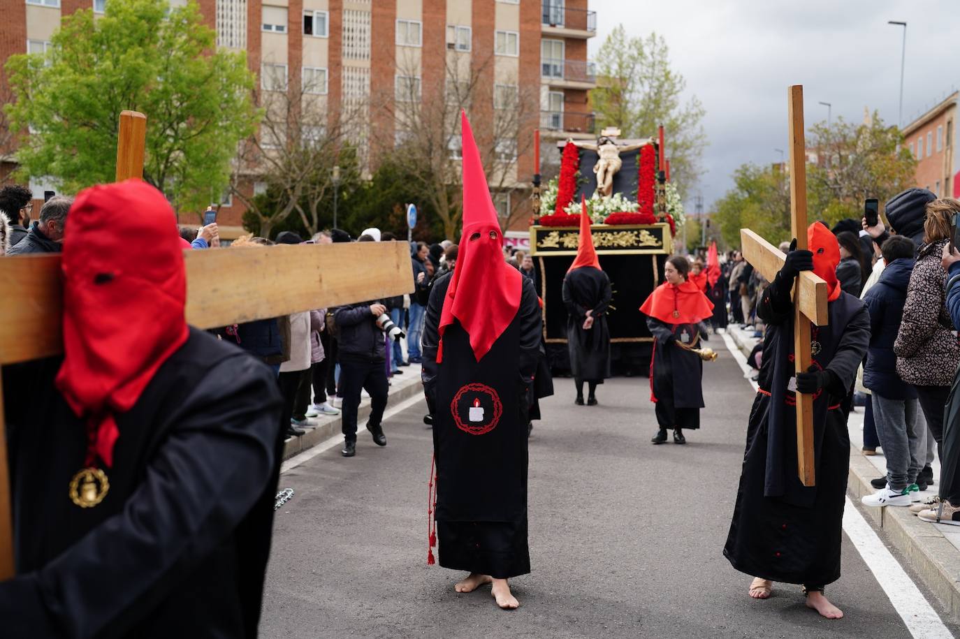 La procesión del Cristo de la Vela, en imágenes