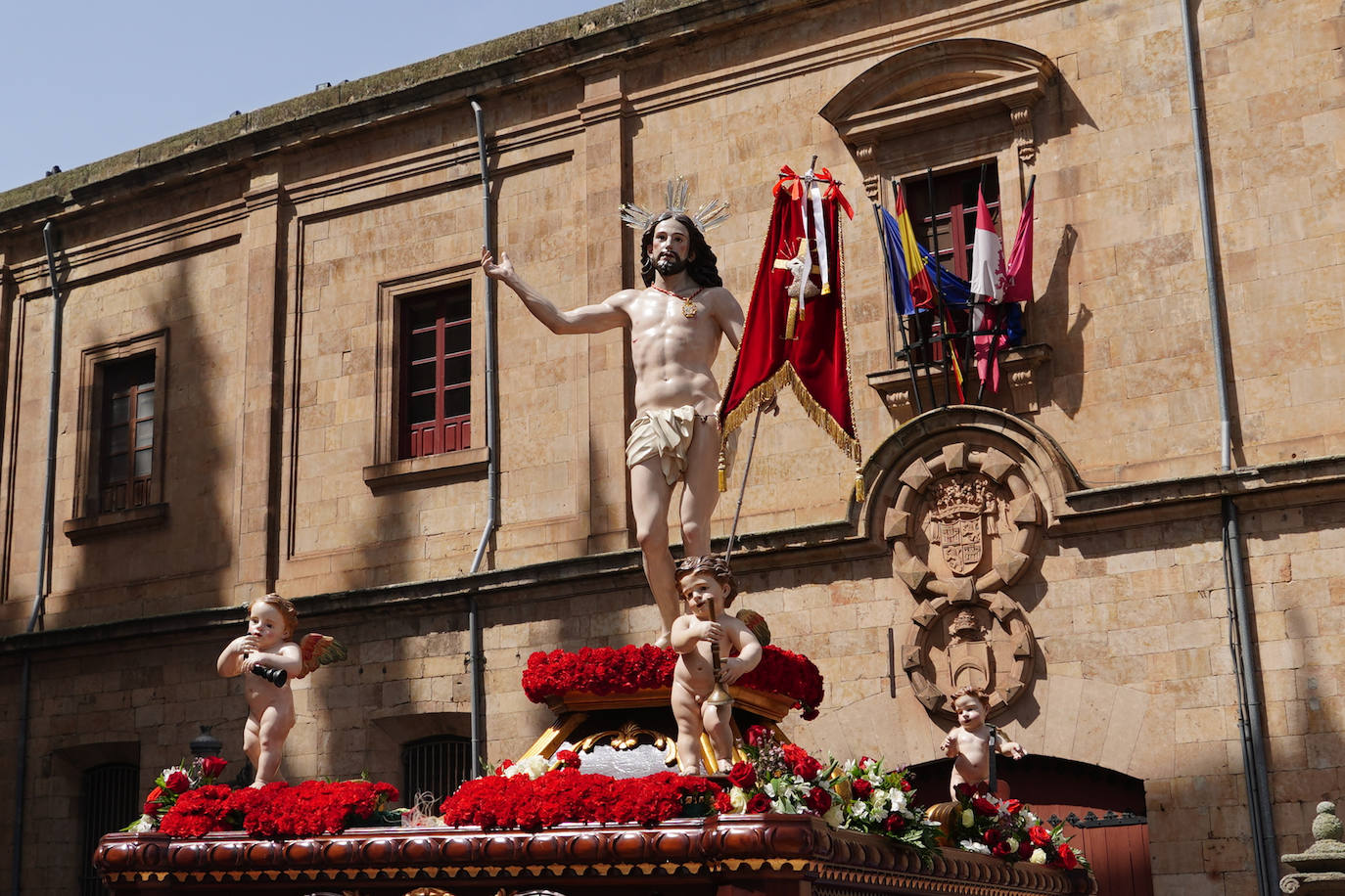 El Encuentro pone el broche a una Semana Santa inestable