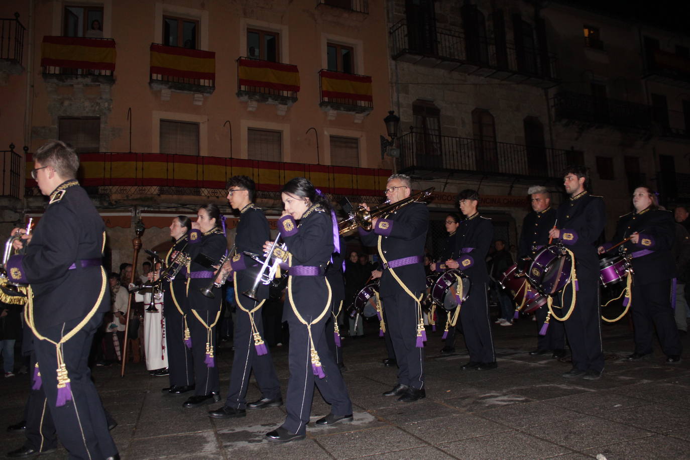 Ciudad Rodrigo saca a procesionar por primera vez su Sábana Santa