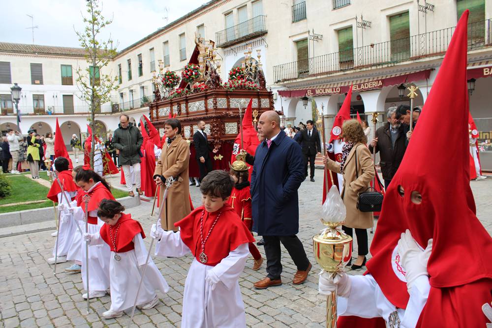 Emocionante procesión del Resucitado en Peñaranda