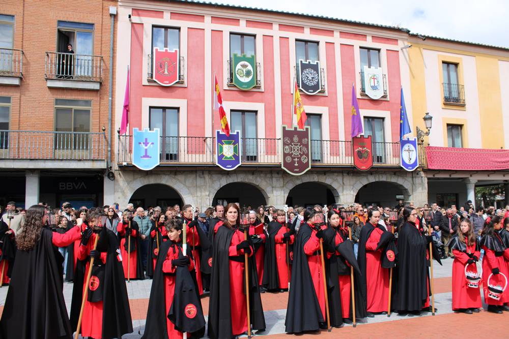 Emocionante procesión del Resucitado en Peñaranda