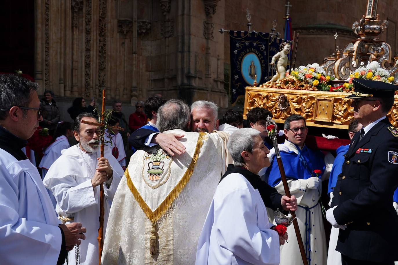 La procesión del Encuentro, en imágenes