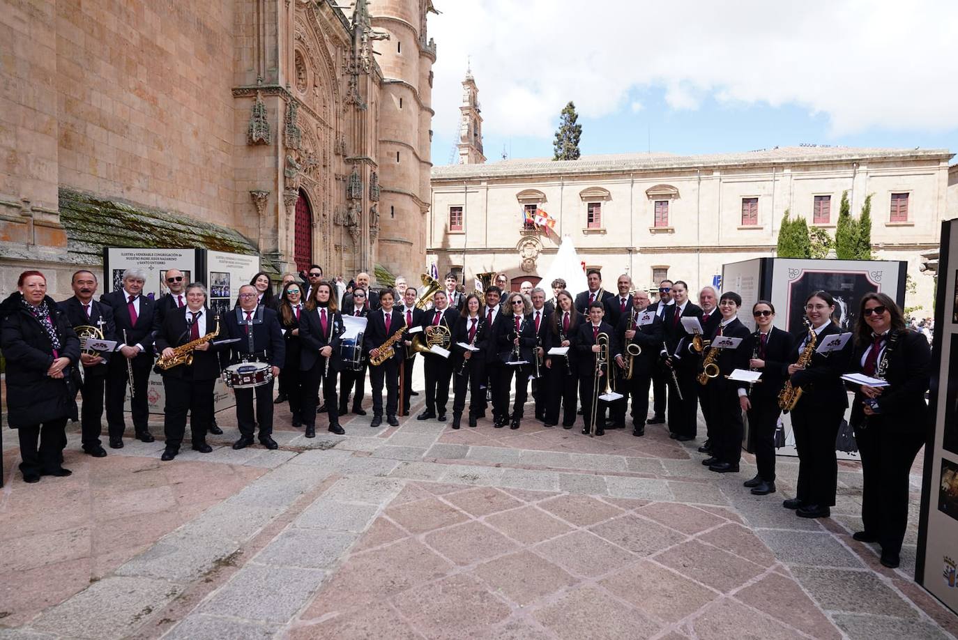 La procesión del Encuentro, en imágenes