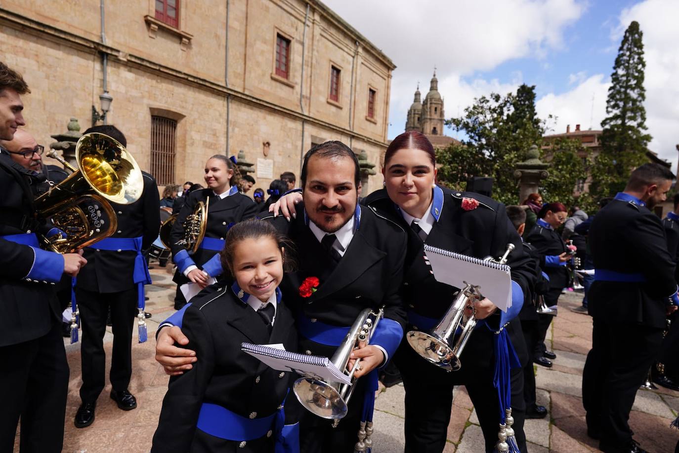 La procesión del Encuentro, en imágenes