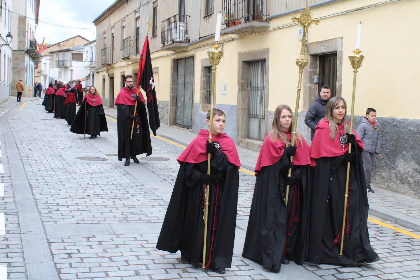 Los niños despiden la Semana Santa bejarana con la procesión de Jesús de Pasión y Gloria