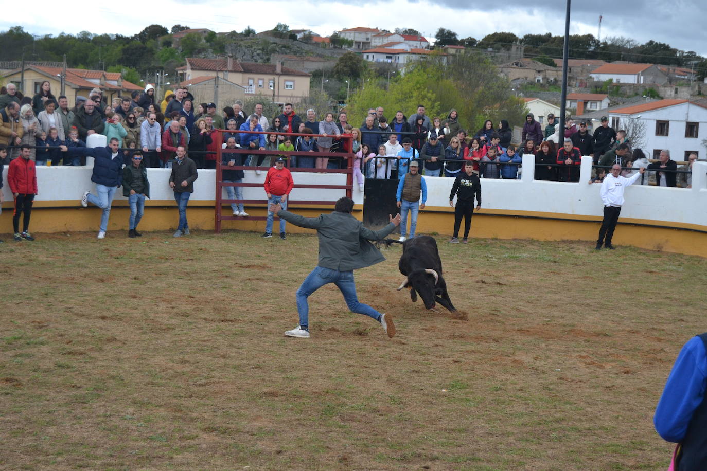 Fuentes de Oñoro celebra el Día del Hornazo