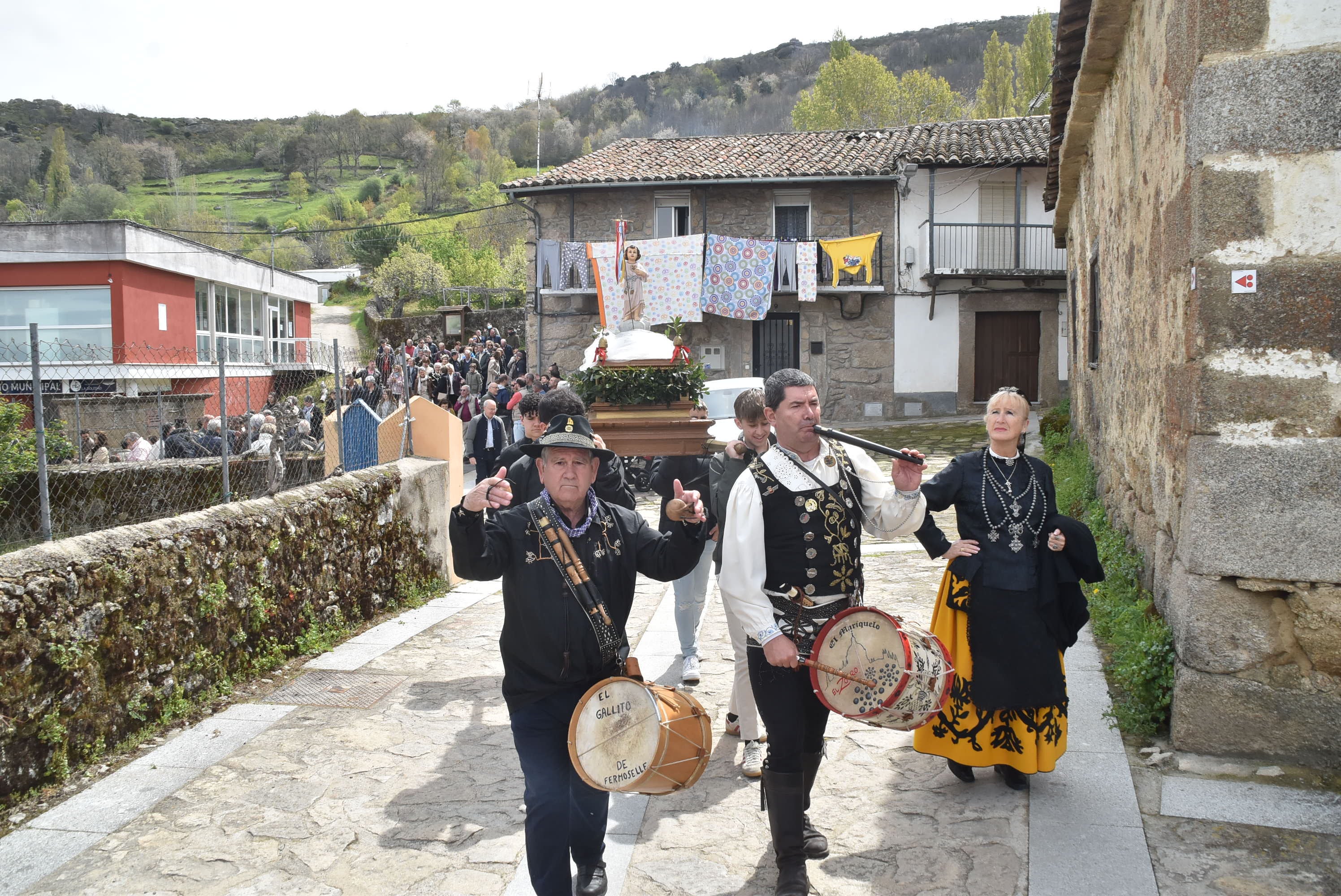 Cantagallo celebra el Lunes de Pascua con la tradicional procesión con el Niño Jesús