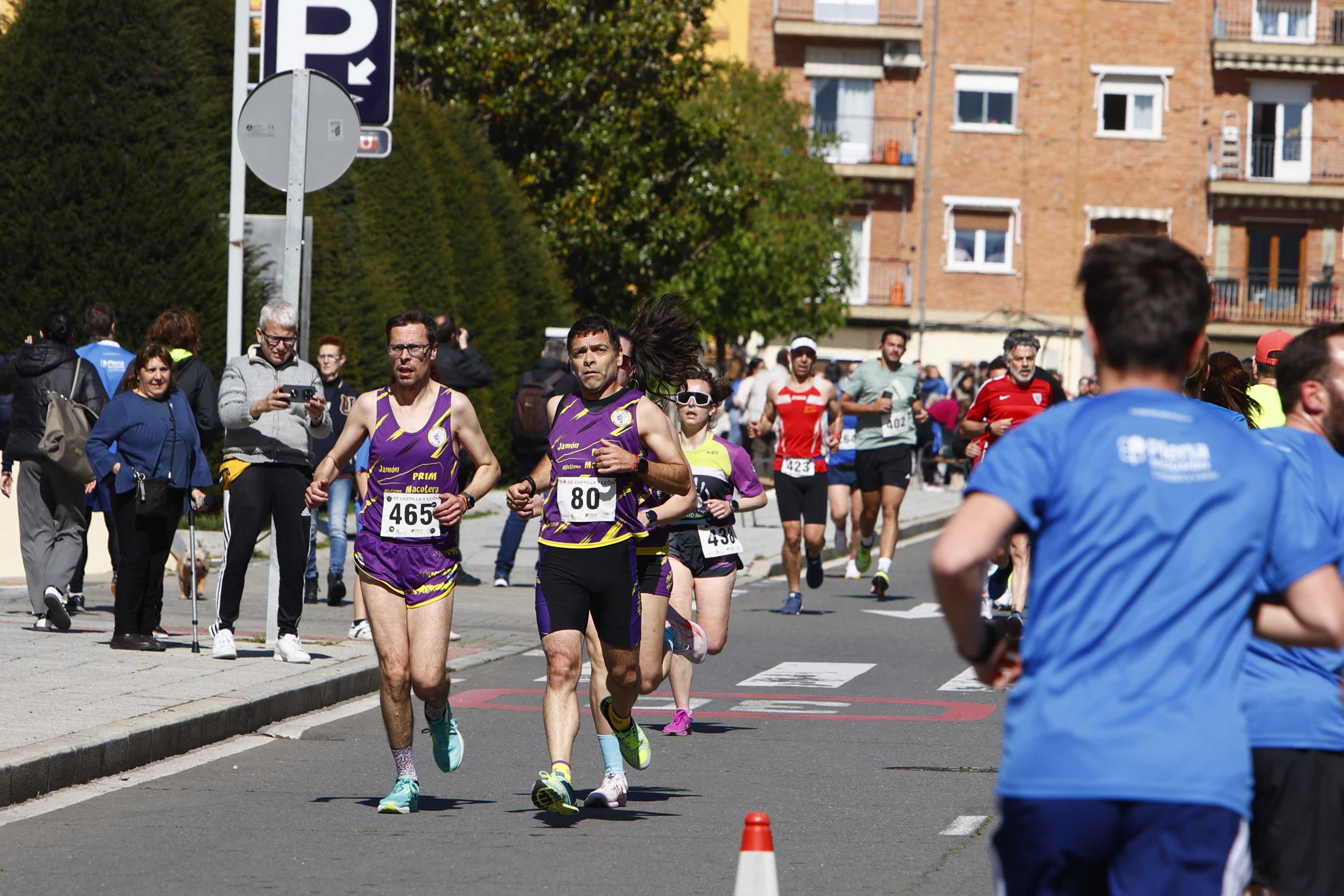 Un millar de participantes en la carrera por el Día de Castilla y León