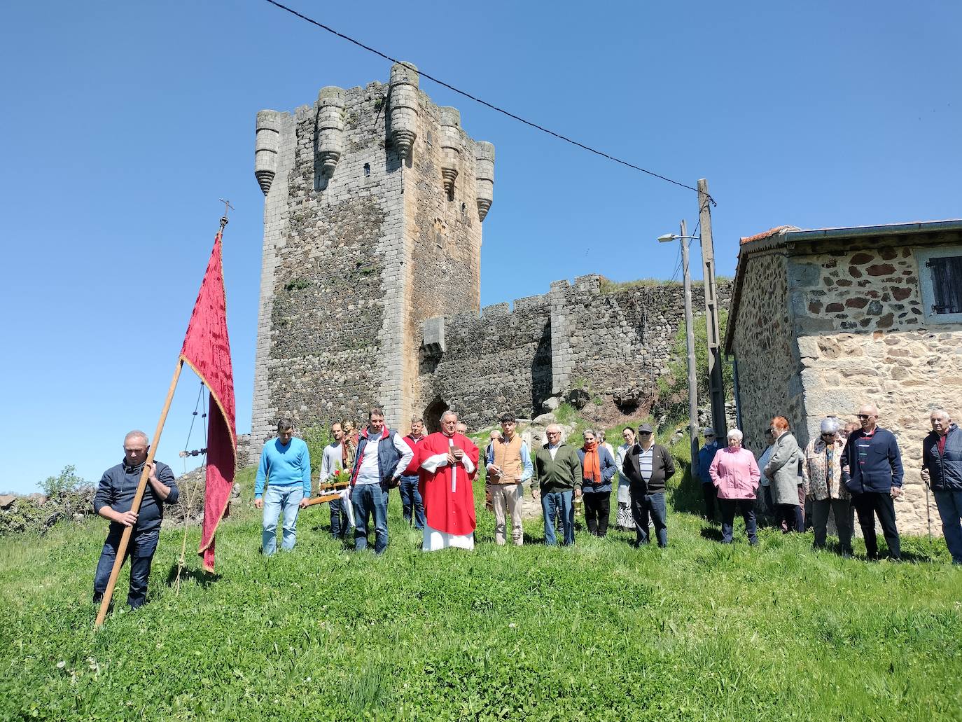 San Jorge bendice los campos del Alagón