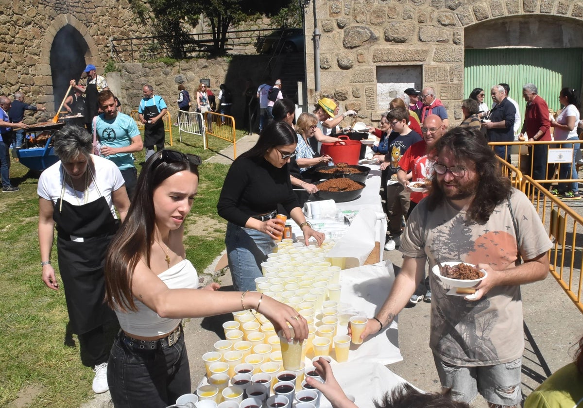 Béjar celebra el 3 de mayo su matanza tradicional con degustación junto a la muralla