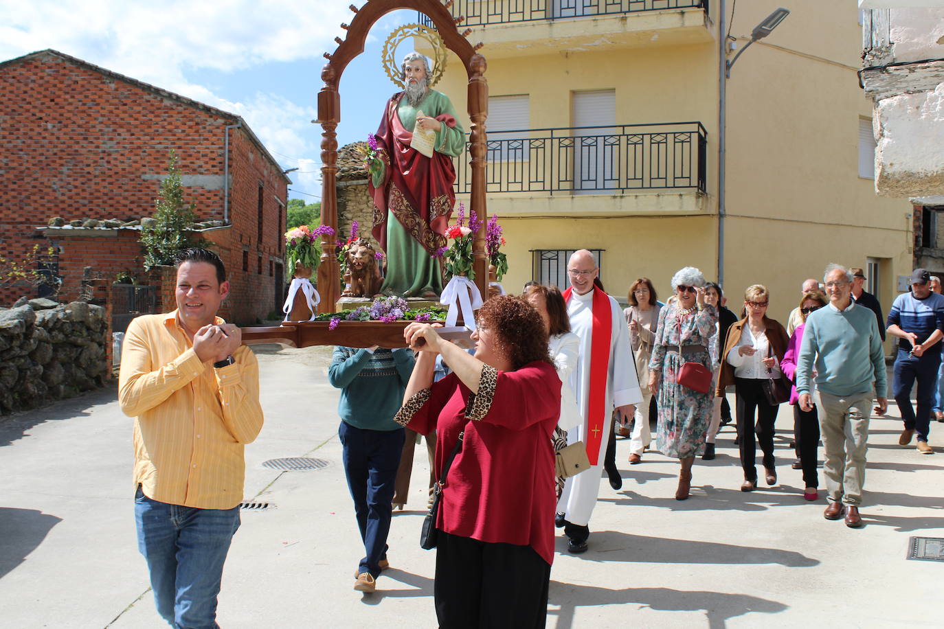 Valdehijaderos celebra la fiesta de San Marcos