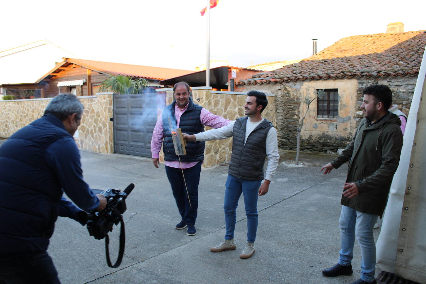 Cabezuela de Salvatierra abre sus fiestas con el mejor sabor de boca