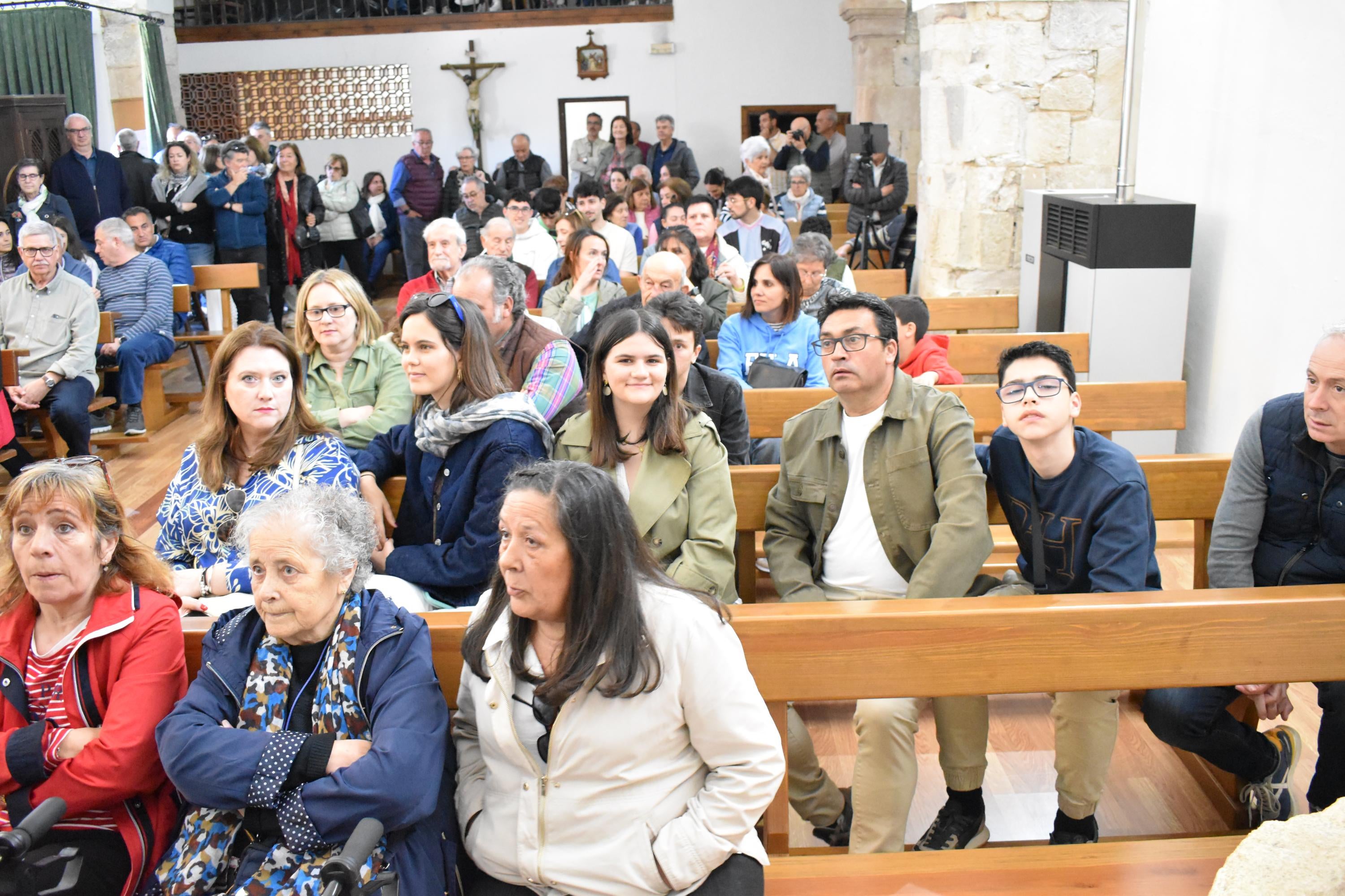 Torresmenudas suma una nueva obra escultórica sobre &quot;La última cena&quot; en la parroquia