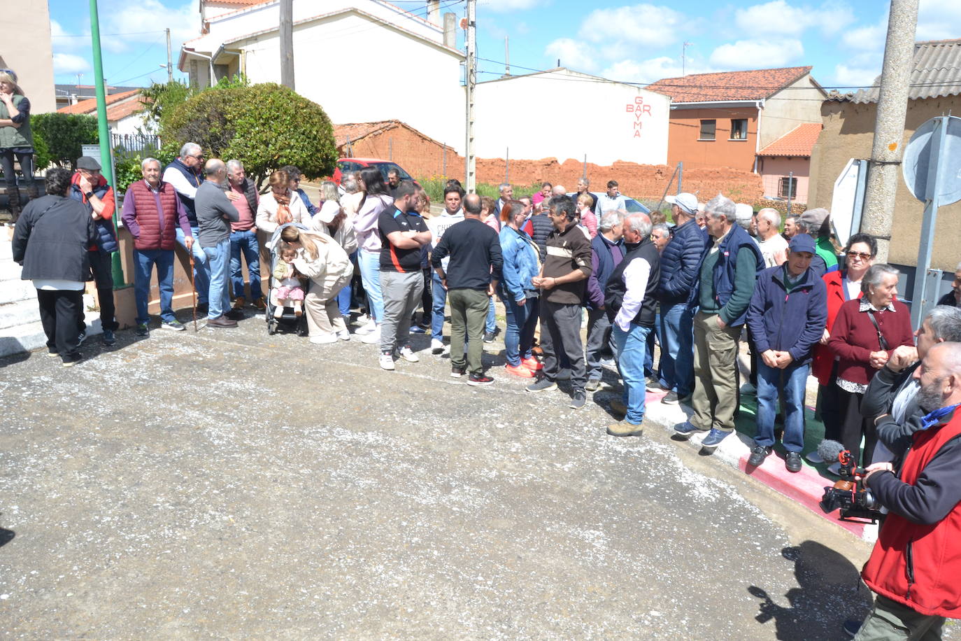 Los vecinos de Dios le Guarde muestran su hartazgo ante los robos: «Están saqueando nuestras casas. No podemos dormir»