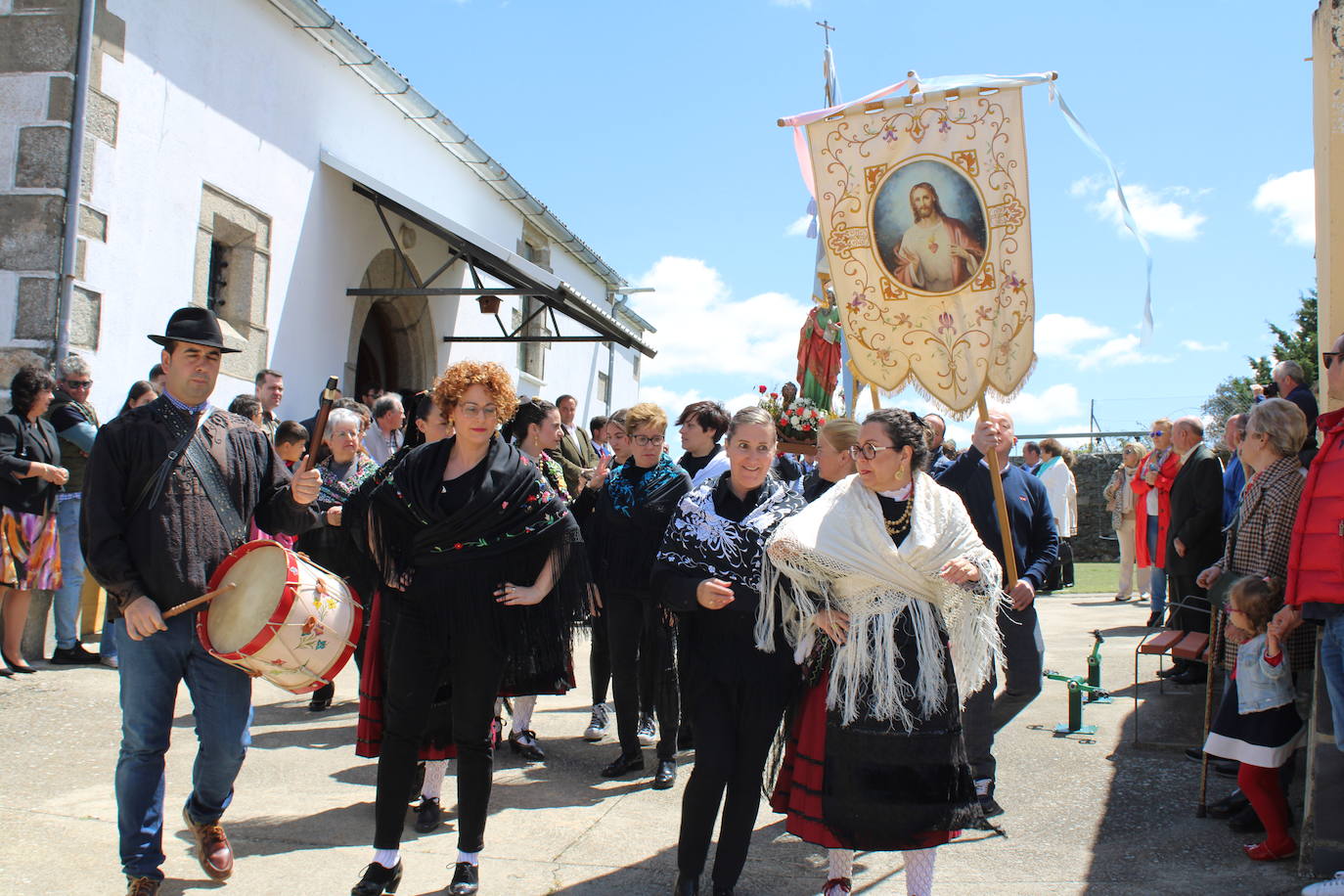 Cabezuela de Salvatierra disfruta con su fiesta en honor a San Marcos