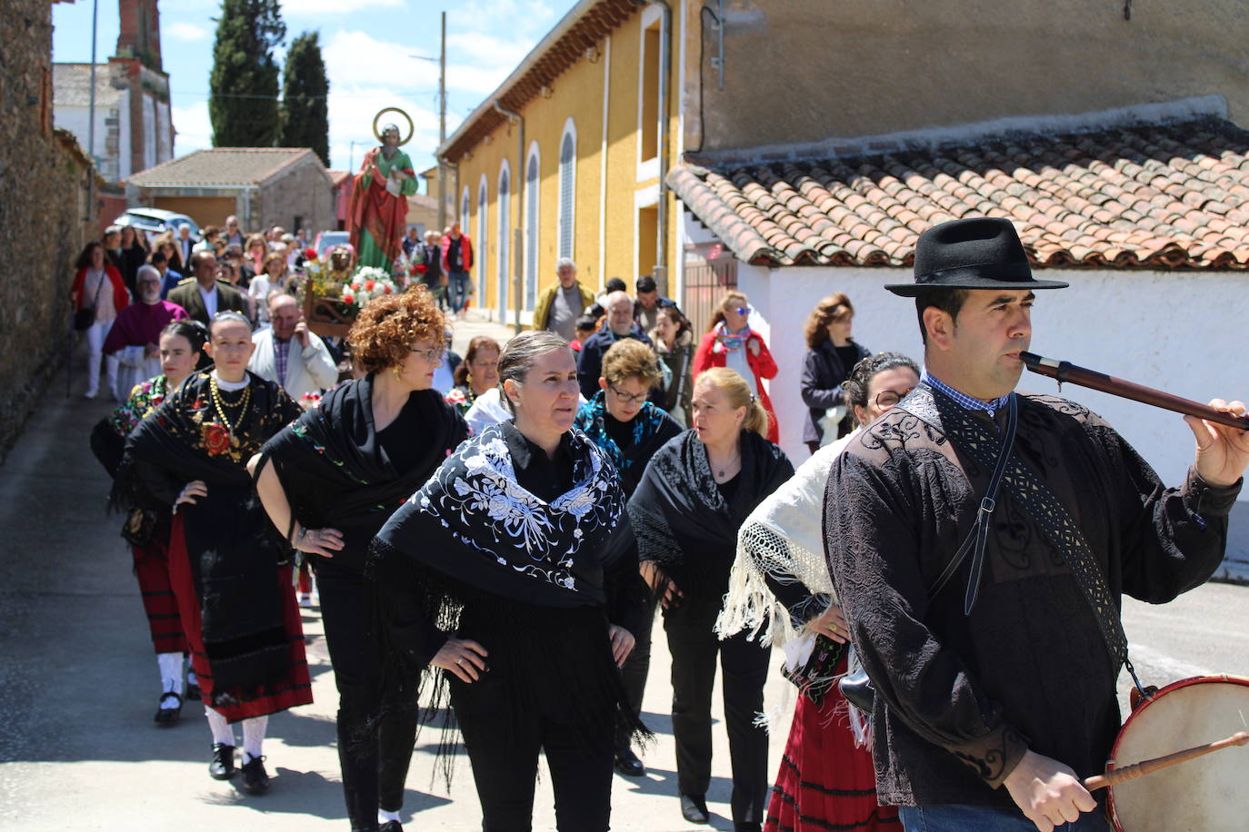 Cabezuela de Salvatierra disfruta con su fiesta en honor a San Marcos