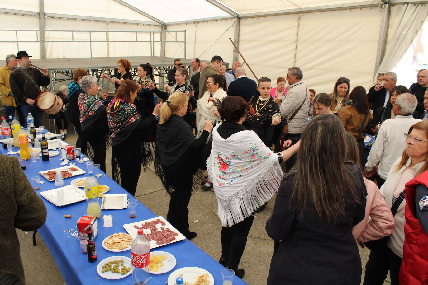 Cabezuela de Salvatierra disfruta con su fiesta en honor a San Marcos