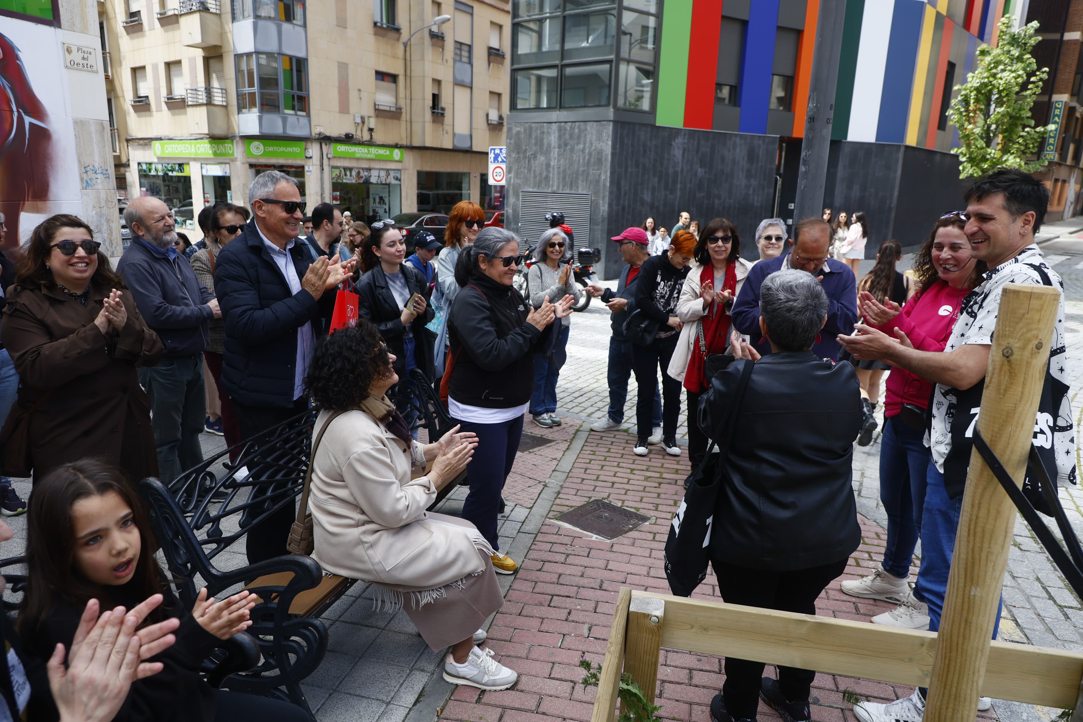 La Galería Urbana del Oeste premia a la rana en su XV edición