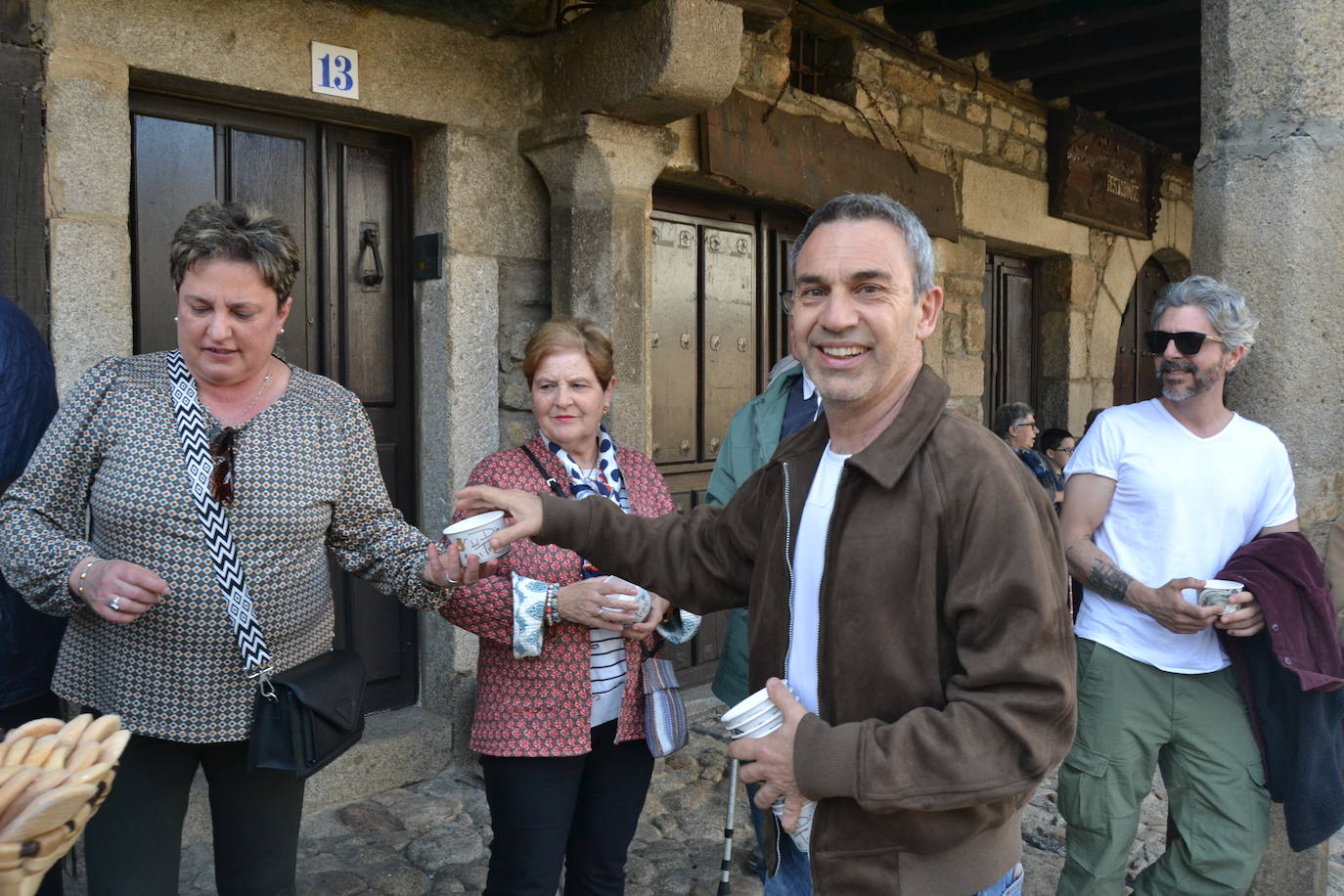 El Día del Trago envuelve en fiesta a La Alberca