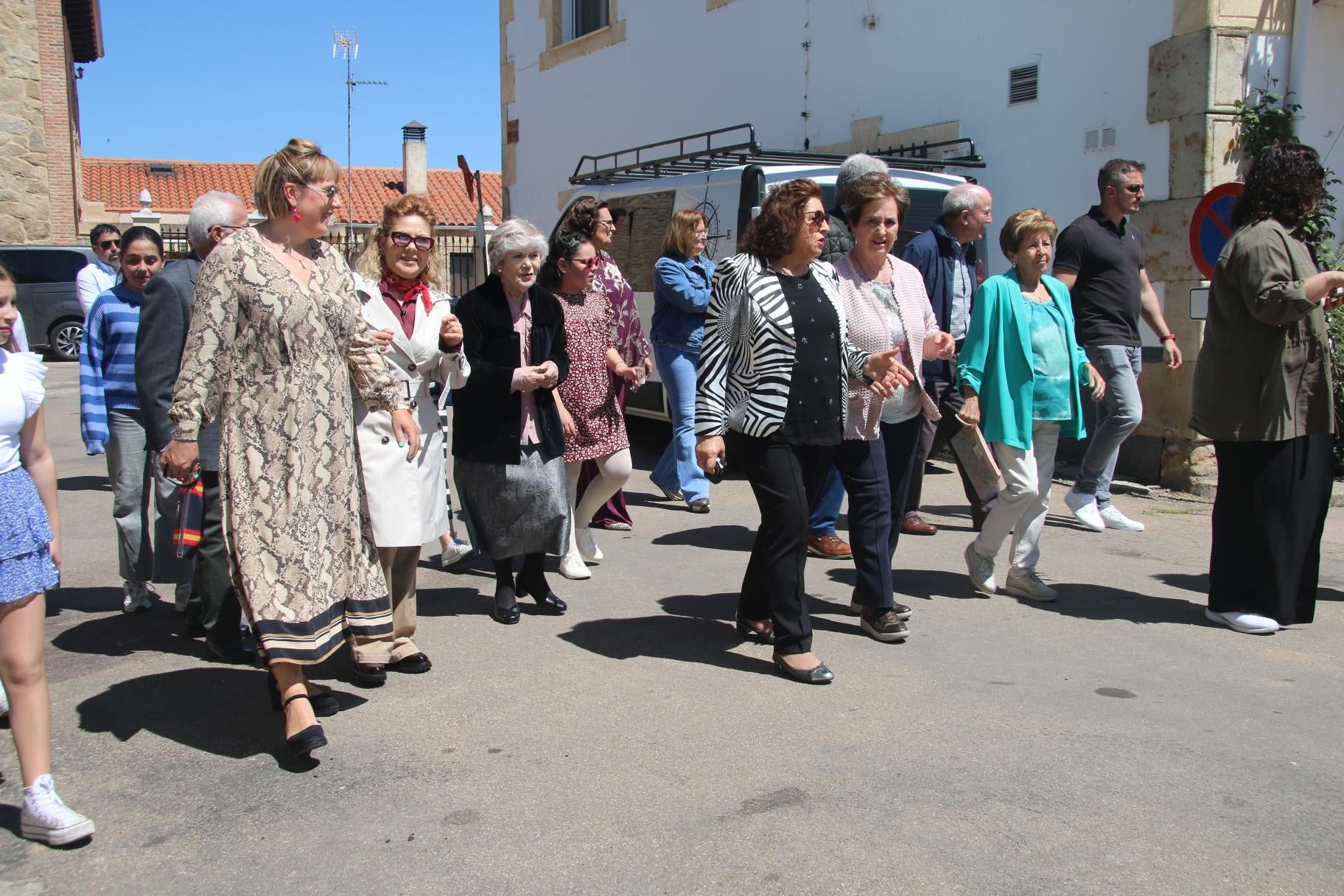 Vega de Tirados rinde honores al Cristo de las Aguas