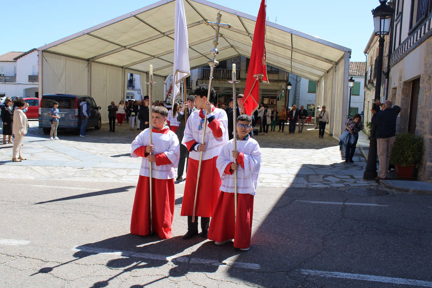 Linares de Riofrío disfruta de un intenso día en honor a la Virgen del Buen Suceso