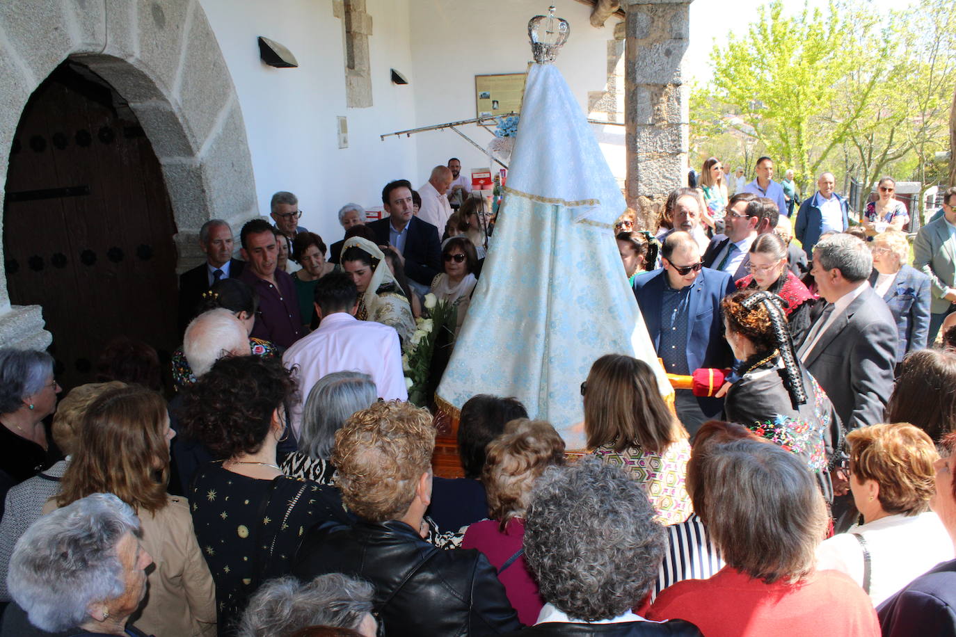 Los Santos rinde honores a la Virgen del Gozo