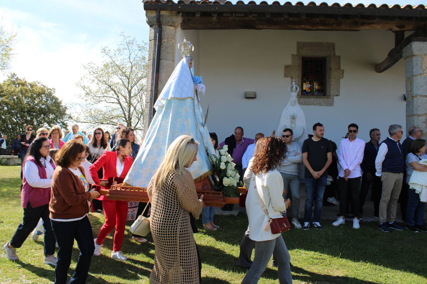 Los Santos rinde honores a la Virgen del Gozo