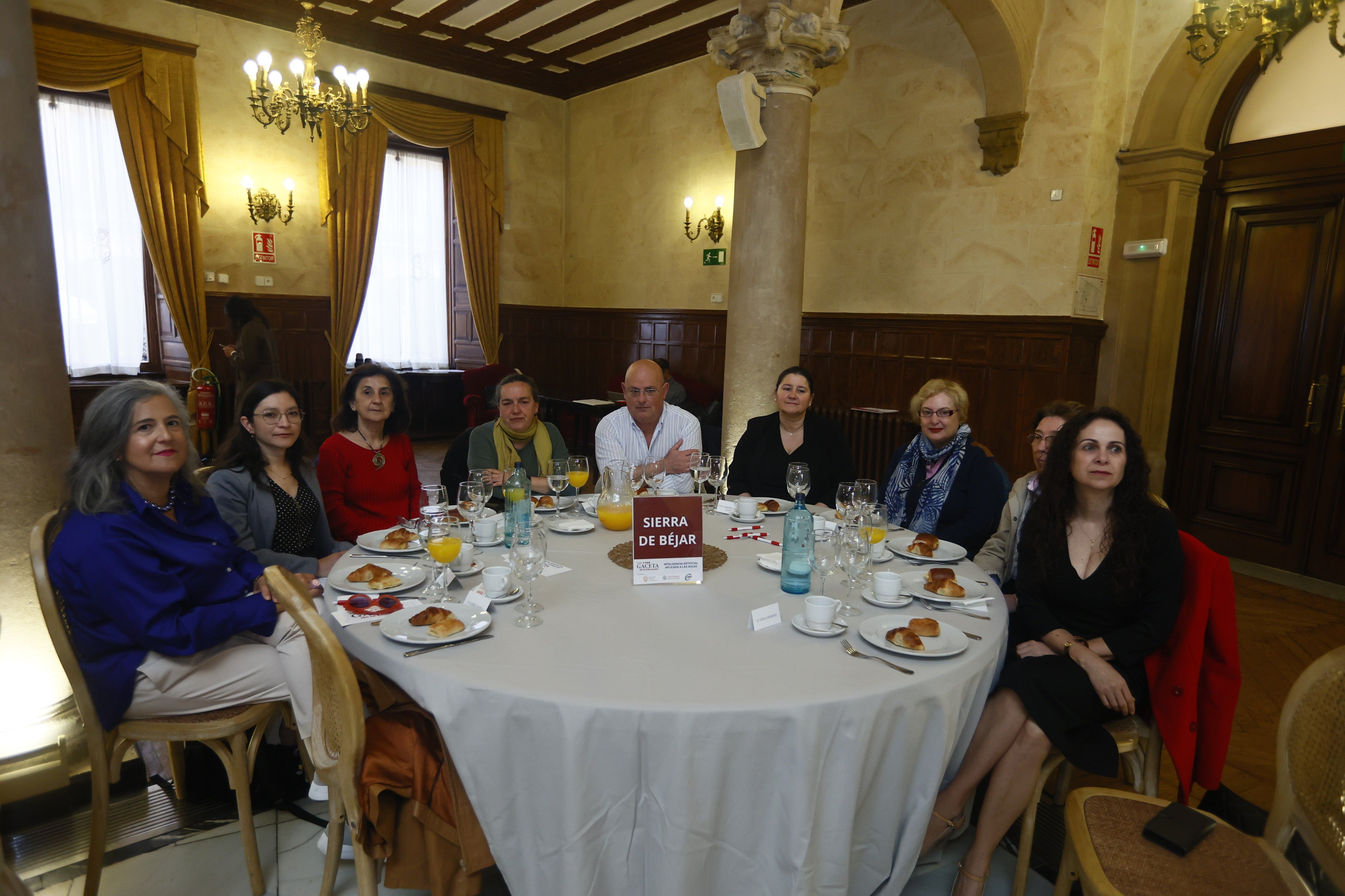 María José Hernández (docente), Andrea Vázquez (Universidad de Salamanca), Esther Inestal y José Luis Sánchez (Colegio Maestro Ávila), Maribel Crespo (LA GACETA), Irene Rabanal y Ángela Ferrero (Colegio Mayor Ana Mogas) y Mª Luz Sánchez (CSIF).