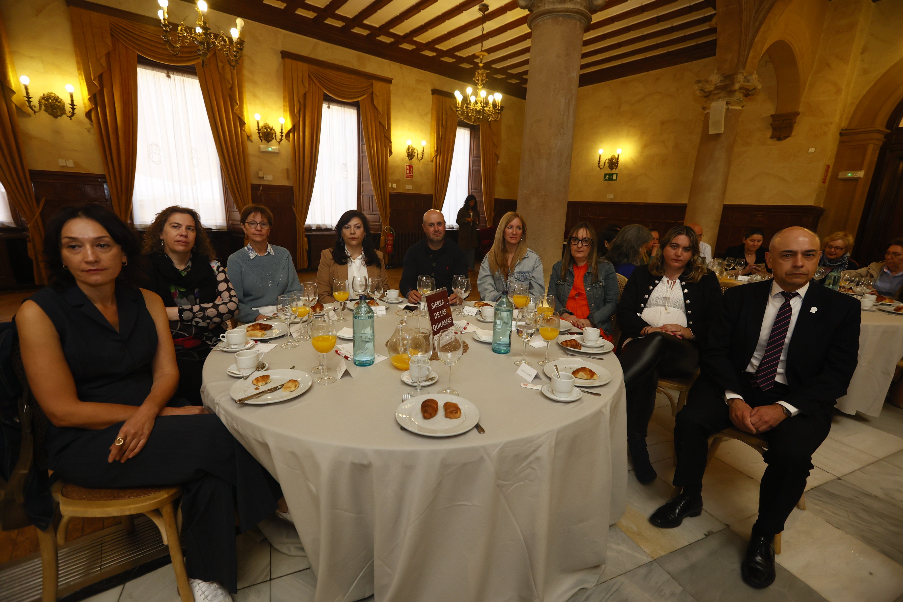Marta Gil (CSIF), Lisana Garrido y María Del Rosario Del Campo (IES Fray Luis de León), Mar González (LA GACETA), Miguel Ángel Ávila (Virofend), María José González y Francisca González (Fundación Vicente Rodríguez Fabrés), Beatriz Morales y Jesús Galende (Universidad de Salamanca).