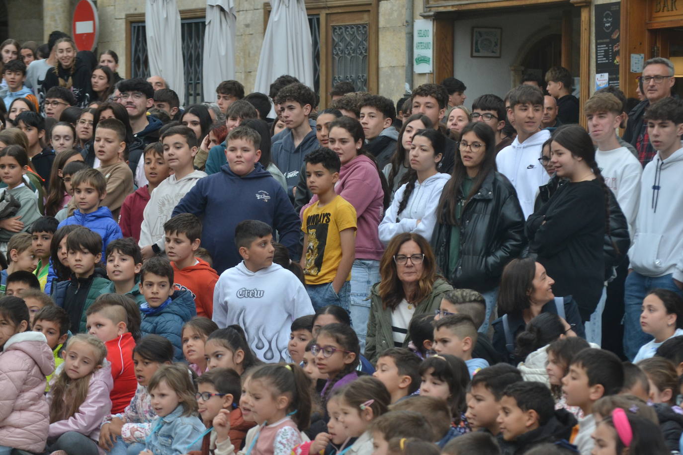 Más de mil escolares de Ciudad Rodrigo se dan cita en una exhibición de la Guardia Civil