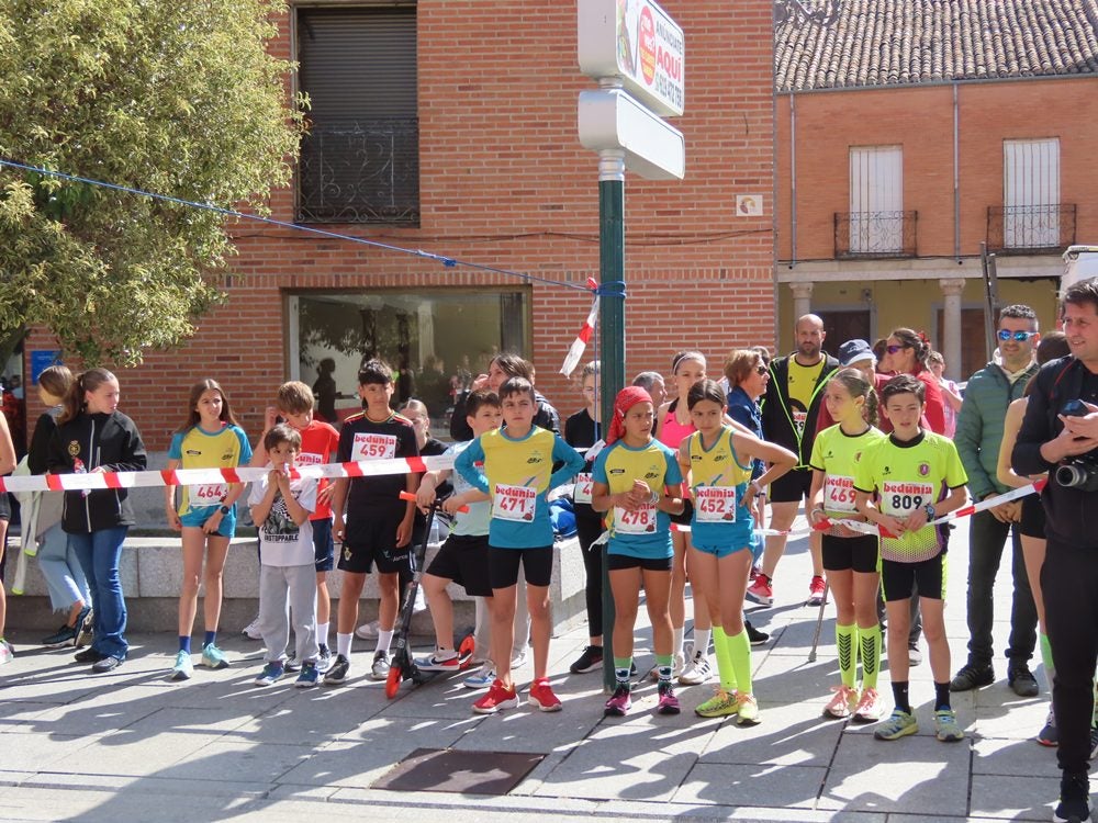 Jorge Hernandez y María José Carpio ganan la XXXI carrera &#039;Hijos, padres y abuelos&#039; de Peñaranda de Bracamonte