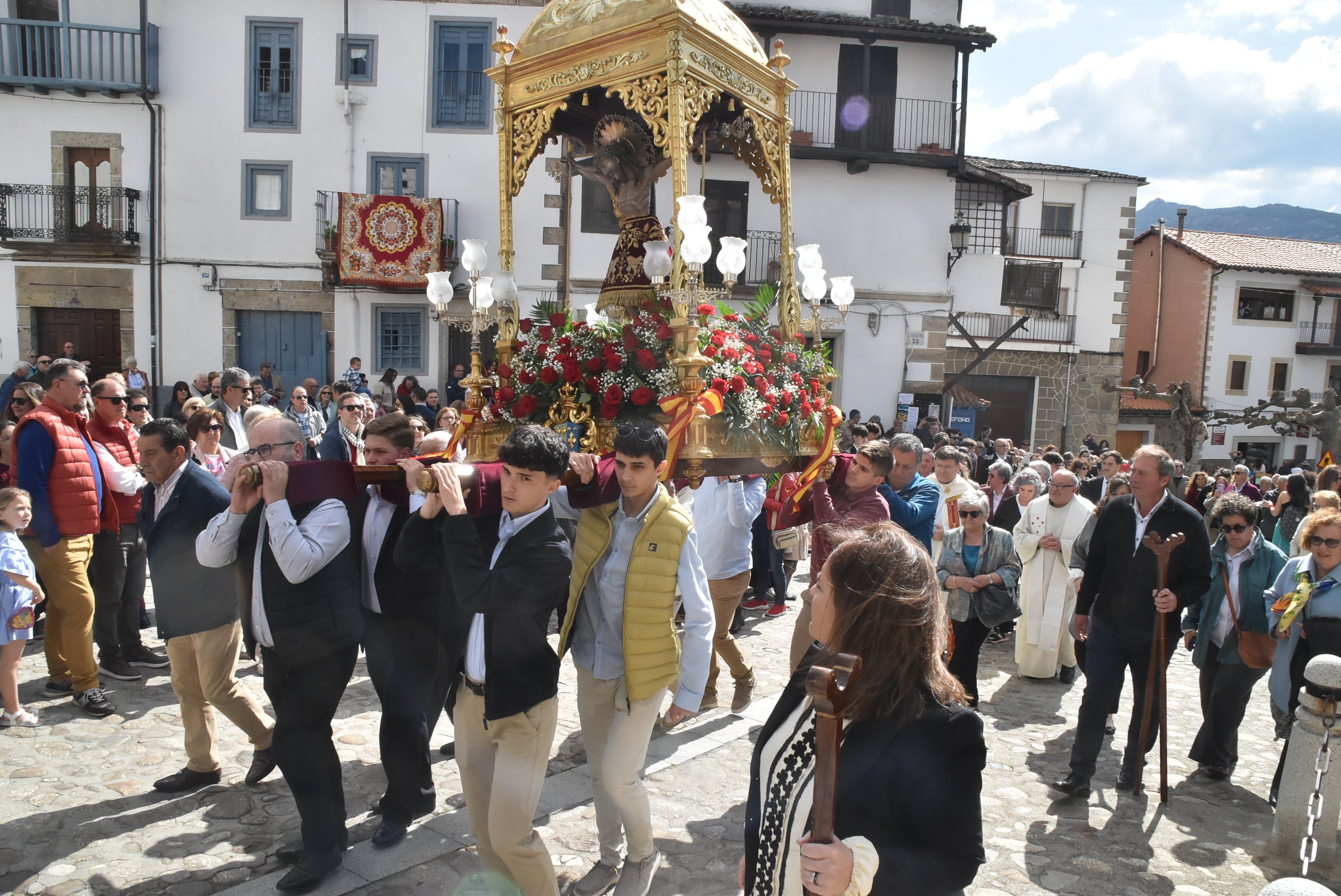 El Cristo del Refugio bendice un año más a Candelario