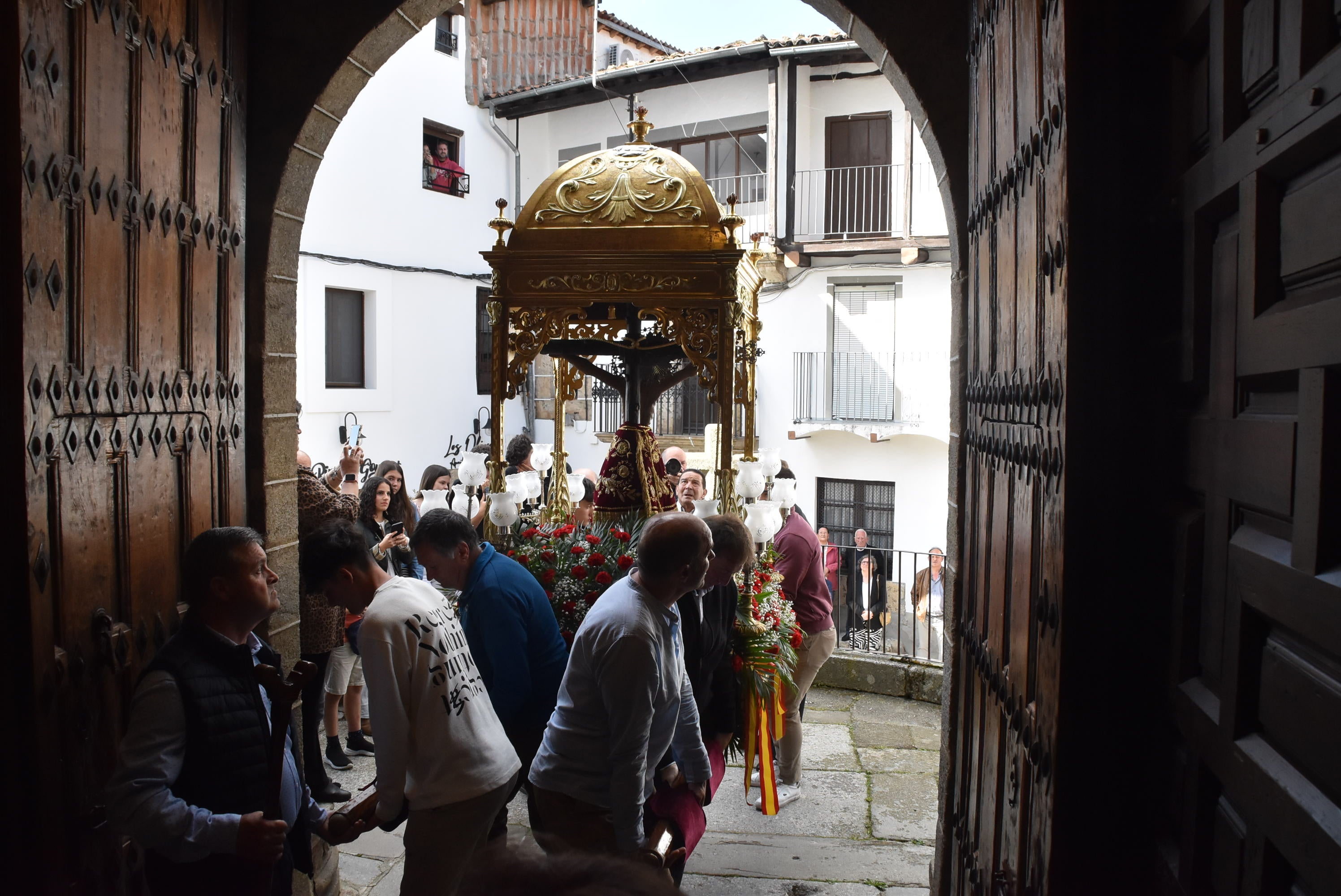 El Cristo del Refugio bendice un año más a Candelario
