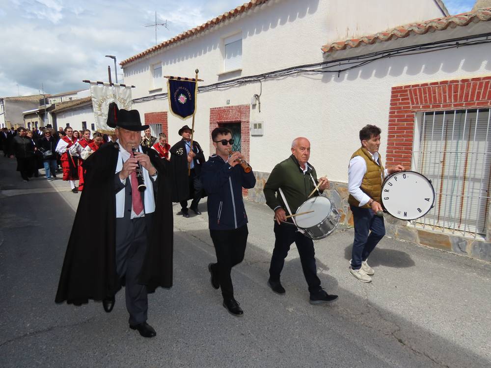 Los amigos de la capa se ponen de gala en Alaraz